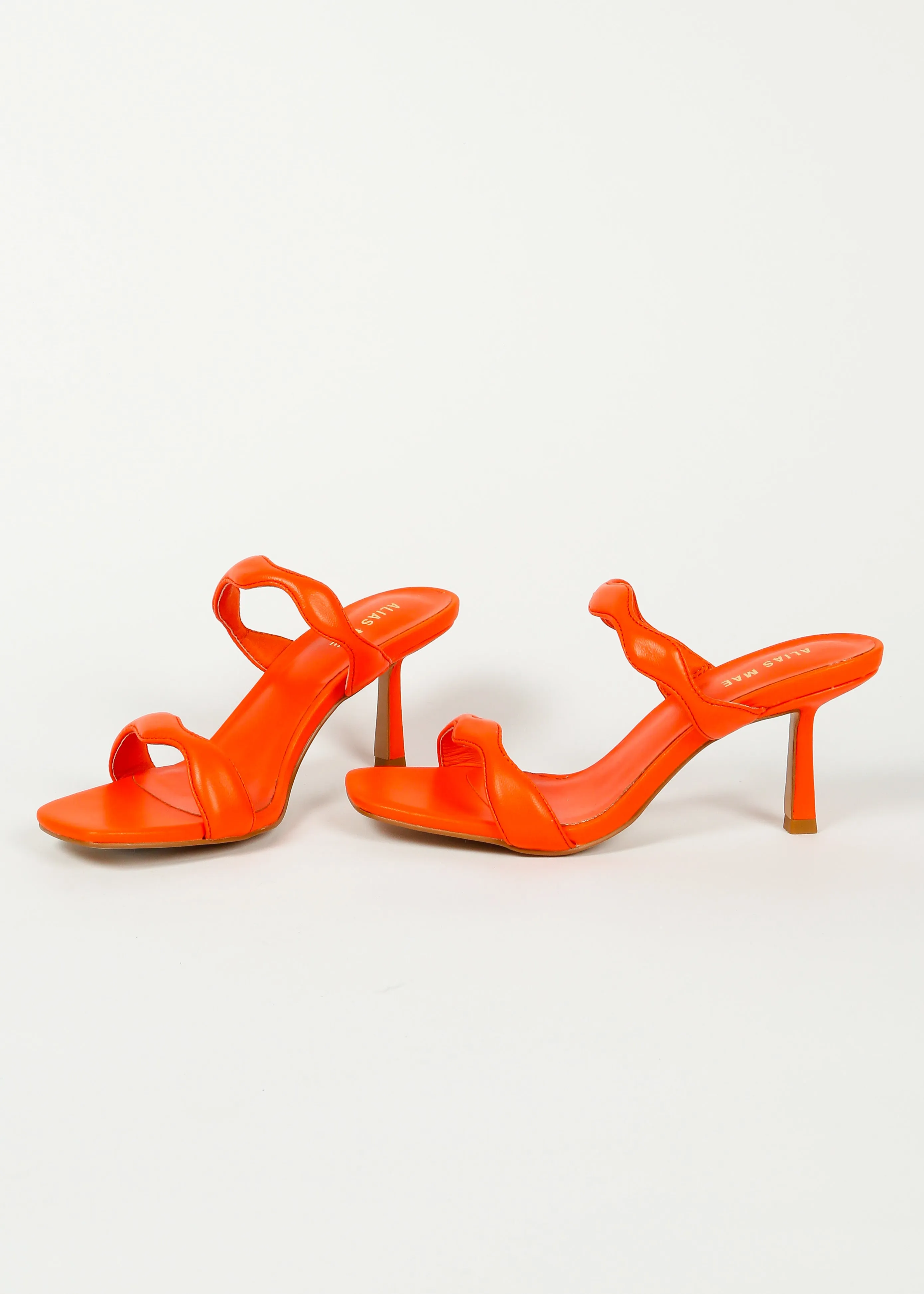 AM Lin Heel in Orange