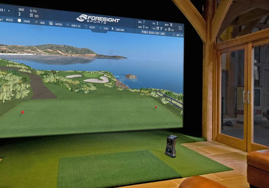 Foresight Sports GCQuad Launch Monitor and Golf Simulator w/ FSX 2020   Play Software